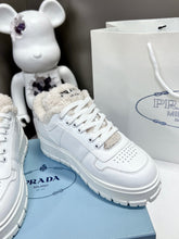 Load image into Gallery viewer, SE934 DR Sneakers / Size5-9
