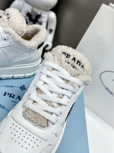 Load image into Gallery viewer, SE934 DR Sneakers / Size5-9
