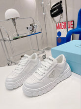 Load image into Gallery viewer, SE933 DR Sneakers / Size5-9
