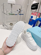 Load image into Gallery viewer, SE933 DR Sneakers / Size5-9
