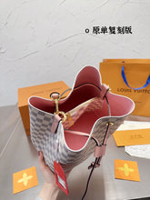 Load image into Gallery viewer, LB771 NéoNoé MM / 10.2 x 10.2 x 6.9 inches
