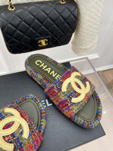 Load image into Gallery viewer, SE1018 CC Slippers / Size5-10
