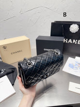 Load image into Gallery viewer, CC692 2.55 Handbag / 6.2 × 9.4 × 2.9 in
