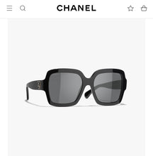 Load image into Gallery viewer, JW619 CC Square Sunglasses / 56x50x130mm
