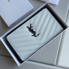 Load image into Gallery viewer, YSK177 Wallet in Grain De Poudre Embossed Leather
