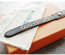 Load image into Gallery viewer, JW604 LB Dog Collar / Traction Rope
