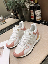 Load image into Gallery viewer, SE1025 LB Run Away Sneakers / Size4-10
