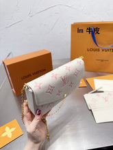 Load image into Gallery viewer, LB773 Félicie Pochette / 8.3 x 4.7 x 1.2 inches
