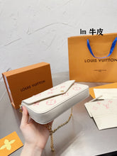 Load image into Gallery viewer, LB773 Félicie Pochette / 8.3 x 4.7 x 1.2 inches
