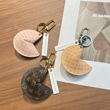 Load image into Gallery viewer, JW699 LB Bag Charm
