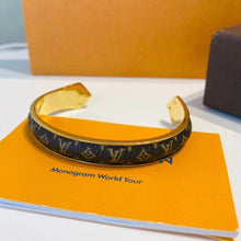 Load image into Gallery viewer, JW693 LB Bracelet
