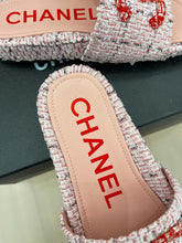 Load image into Gallery viewer, SE1020 CC Slippers / Size5-10
