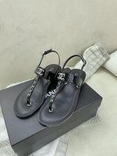 Load image into Gallery viewer, SE871 2022 CC Patent Calfskin Sandals / Size5-11
