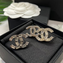 Load image into Gallery viewer, JW606 CC Earrings
