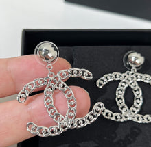 Load image into Gallery viewer, JW605 CC Earrings
