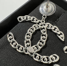 Load image into Gallery viewer, JW605 CC Earrings
