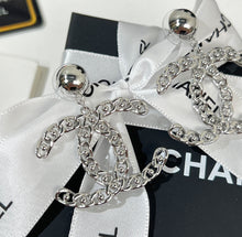 Load image into Gallery viewer, JW605 CC Earrings
