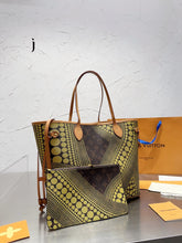 Load image into Gallery viewer, LB736 Neverfull / 12.2 x 11 x 5.5 inches
