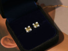 Load image into Gallery viewer, JW690 Tiffany Schlumberger Earring
