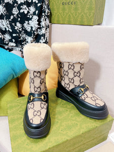 SE944 Women's GG Shearling Boot / Size5-10