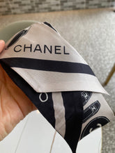 Load image into Gallery viewer, CLTH259 CC Slim Bandeau 46.8 × 2.3 in/120 × 6 cm
