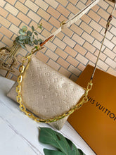 Load image into Gallery viewer, LB645 Coussin PM / 10.2 x 7.9 x 4.7 inches
