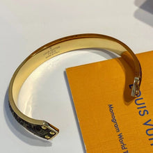 Load image into Gallery viewer, JW693 LB Bracelet
