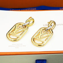 Load image into Gallery viewer, JW660 LB Everyday Chain Earrings
