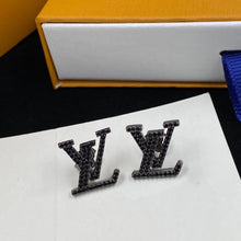 Load image into Gallery viewer, JW698 LB Earrings
