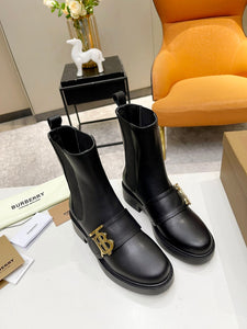 SE967 Burberry Monogram Motif Leather Chelsea Boots / Size5-10