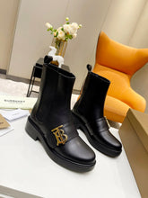 Load image into Gallery viewer, SE967 Burberry Monogram Motif Leather Chelsea Boots / Size5-10
