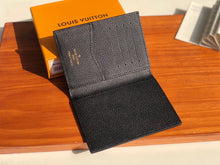 Load image into Gallery viewer, LB679 Passport Cover / HIGHEST QUALITY VERSION
