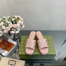 Load image into Gallery viewer, SE1029 GG Slide Sandal / Size5-11
