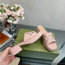 Load image into Gallery viewer, SE1029 GG Slide Sandal / Size5-11
