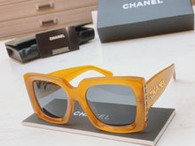 Load image into Gallery viewer, JW573 CC Sunglasses / 52x23x140mm
