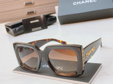 Load image into Gallery viewer, JW573 CC Sunglasses / 52x23x140mm
