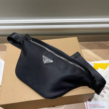 Load image into Gallery viewer, PD190 Belt Bag / 7.9x5.1inch
