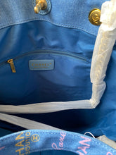 Load image into Gallery viewer, CC550 Shoulder Bag / 15x16.1inch
