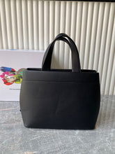Load image into Gallery viewer, PD153 Small Tote Bag / 9.8x7.9x4.7inch
