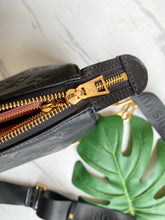 Load image into Gallery viewer, LB645 Coussin PM / 10.2 x 7.9 x 4.7 inches
