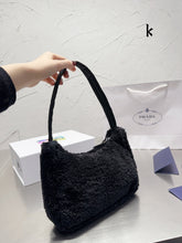 Load image into Gallery viewer, PD180 Shearling mini-bag / 9x7.1x2.4inch
