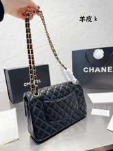 Load image into Gallery viewer, CC623 Classic Flap Handbag / 6 × 9.9 × 2.5 in
