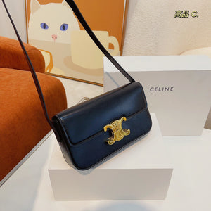 CL093 Triomphe Shoulder Bag / 8 x 4 x 2 IN (20 x 10 x 4 CM)