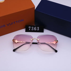 JW623 LB Petal Cat Eye Sunglasses