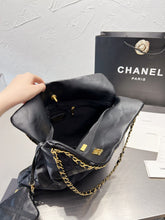 Load image into Gallery viewer, CC642 Shopping Bag / 13.7x8.3inch
