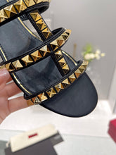 Load image into Gallery viewer, SE910 VLTN Rockstud Flat Sandals / Size5-11
