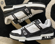 Load image into Gallery viewer, SE872 LB Trainer Sneakers / Women&amp;Men Size

