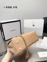 Load image into Gallery viewer, CC643 Coco Handle / Mediun Size
