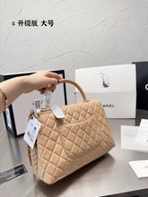 Load image into Gallery viewer, CC643 Coco Handle / Mediun Size
