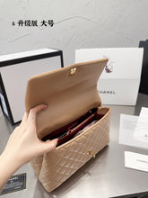 Load image into Gallery viewer, CC643 Coco Handle / Mediun Size
